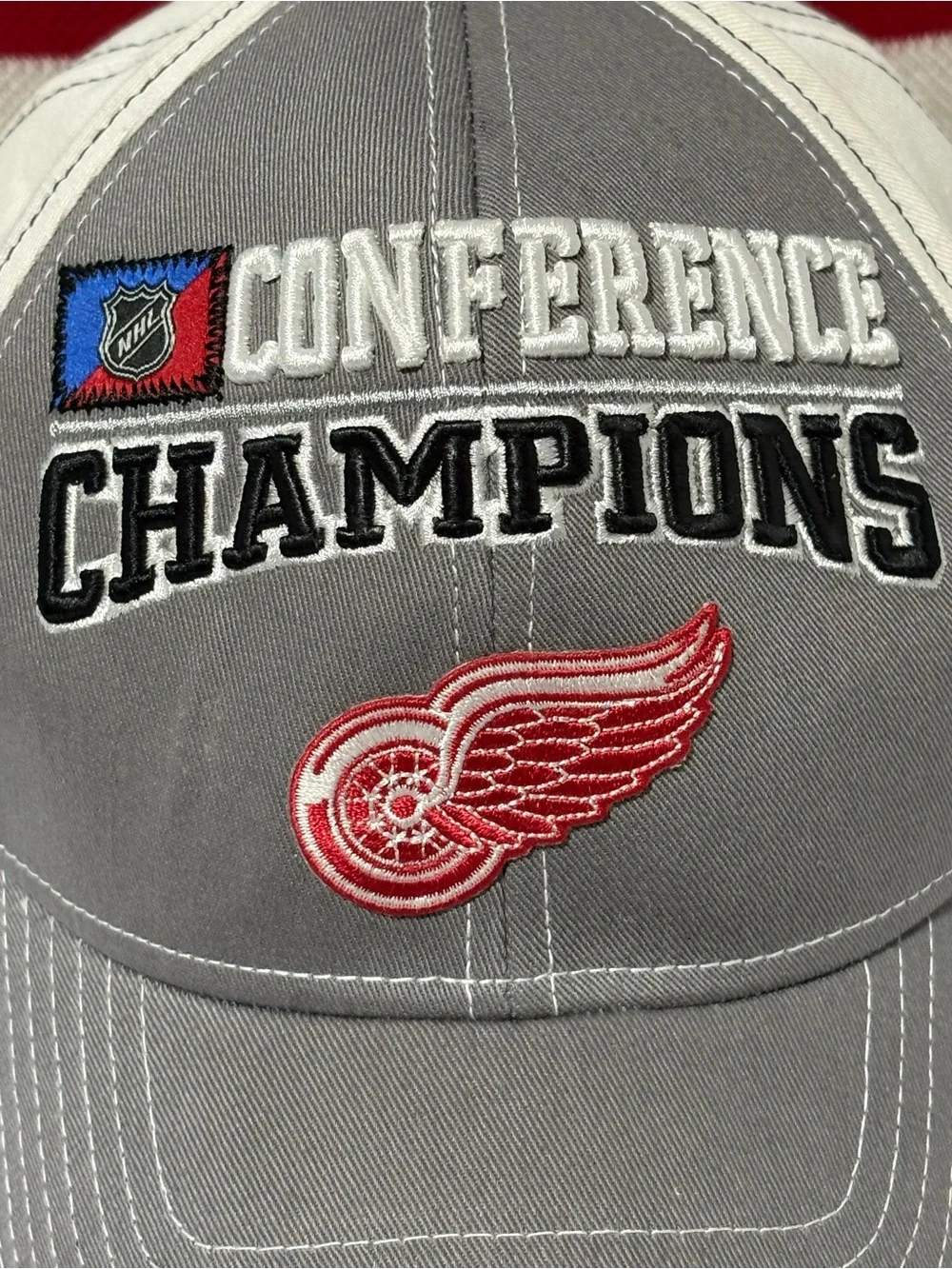 NHL Detroit Red Wings Gray and Red Conference Champions Hat